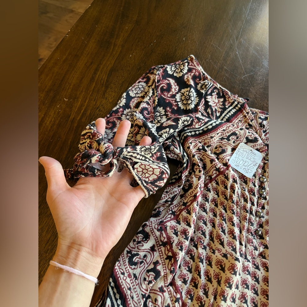 Free People Romper Floral Jumpsuit NWT - Picture 7 of 15